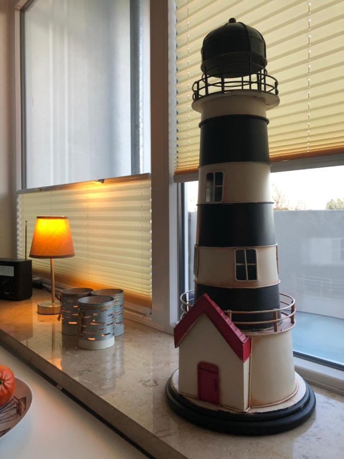 Ferienwohnung Sandkueste Mit Strandkorb & Indoor Spielplatz ไฮลิเกนฮาเฟิน ภายนอก รูปภาพ